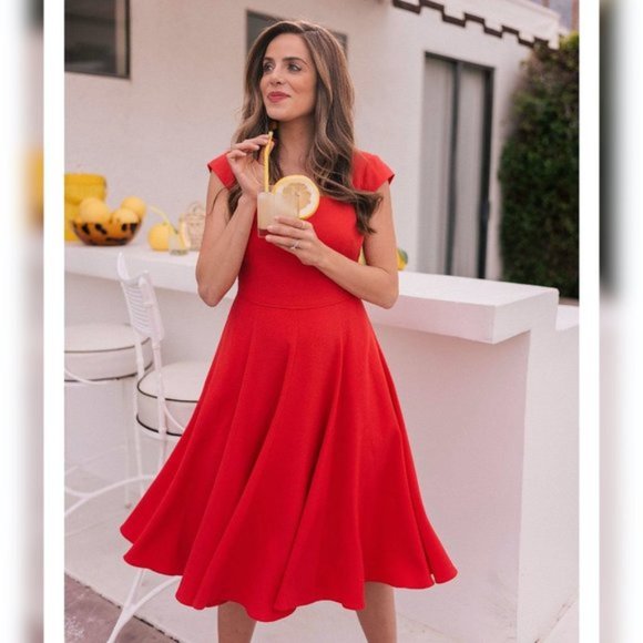 Gal Meets Glam Short Sleeve Fit & Flare Dress 4 - Picture 2 of 9